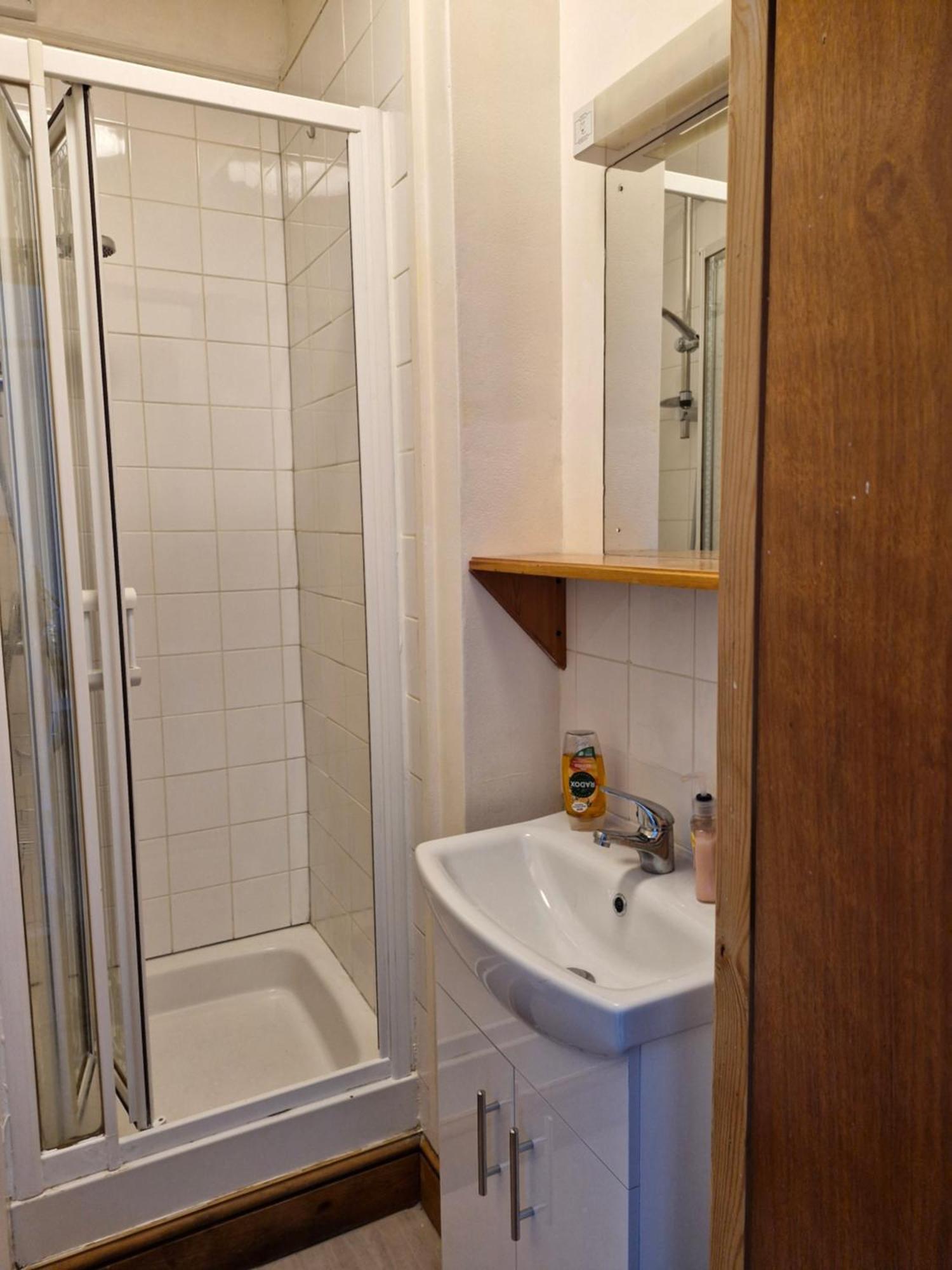 Bright Studio Apartment In A Perfect Location London Exterior photo